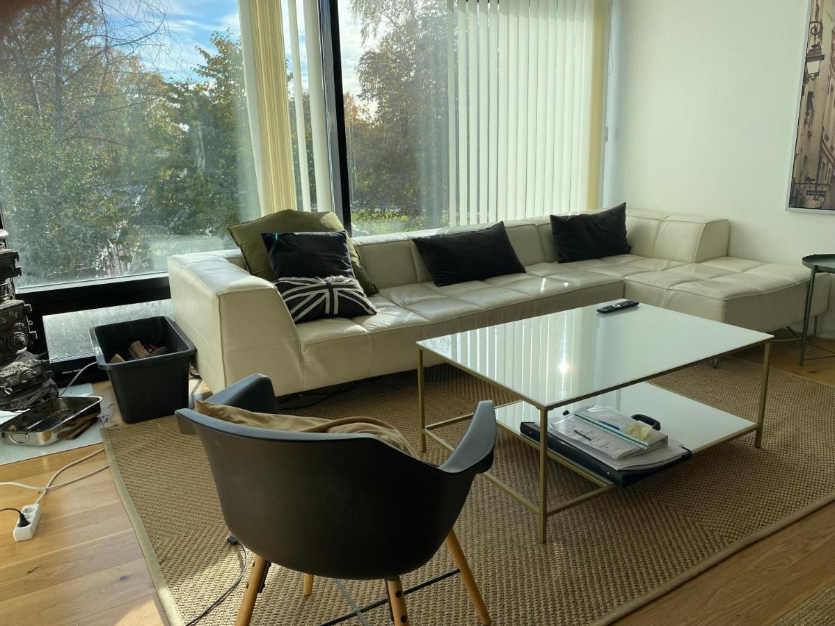 Huoneisto Exclusive 2 Level Etage Next To Arlanda-city Metro
